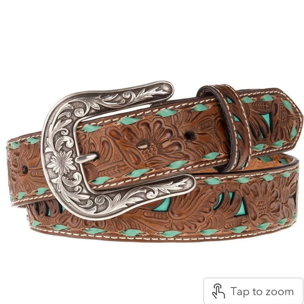 Ladies 1.5in. Belt with Turquoise Underlay and Buckstitch.
Buckle not included